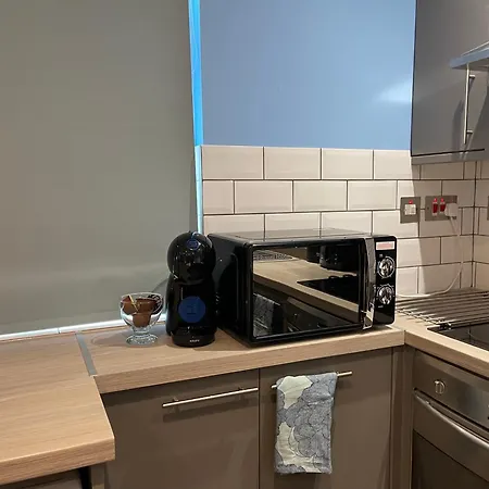 Luxurious Restful Studio Flat, Less Than 30 Mins From Centre! Londres Extérieur photo